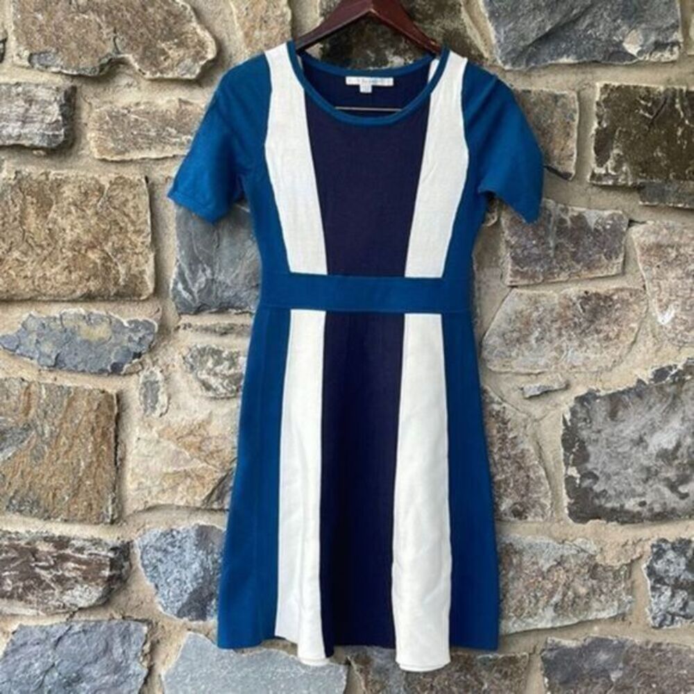 Boden ‘Milano’ Fit & Flare Striped Color Block White & Blue Dress Size 2 Petite